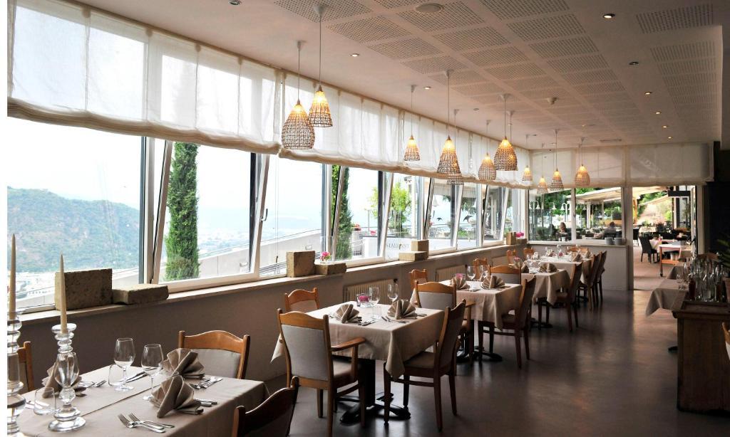 Hotel Eberle โบลซาโน ภายนอก รูปภาพ