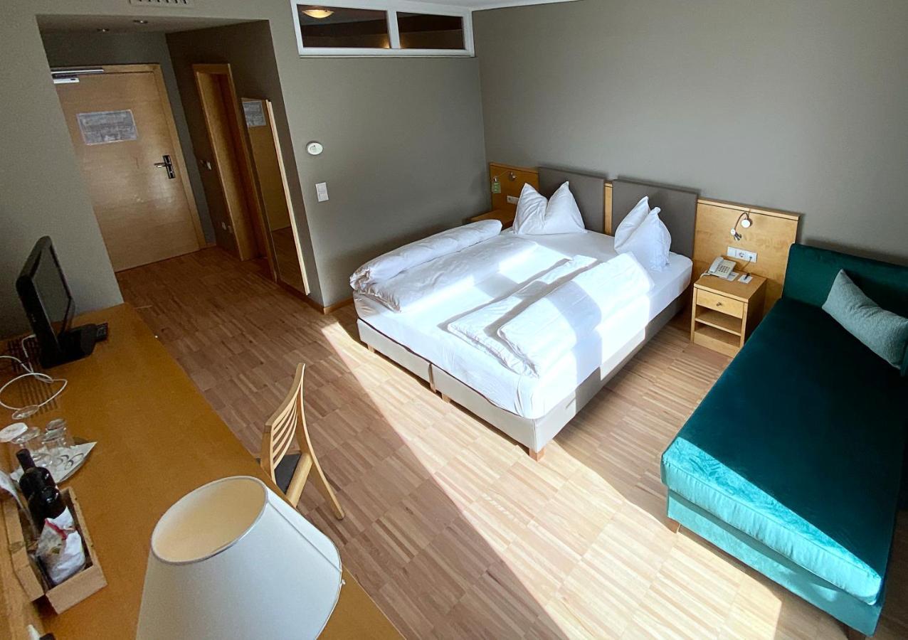 Hotel Eberle โบลซาโน ภายนอก รูปภาพ